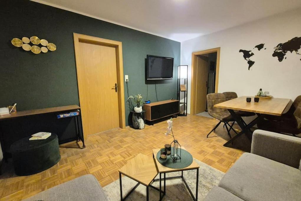 Gemuetliche Wohnung Direkt Am Kuestenkanal! Wardenburg Екстер'єр фото